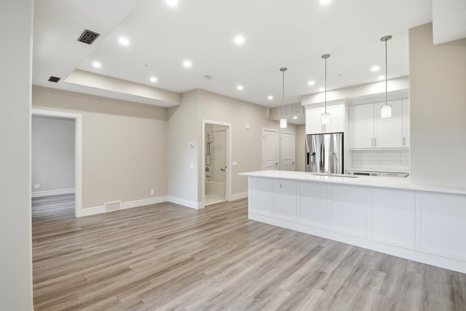 2146, 2330 Fish Creek Boulevard SW