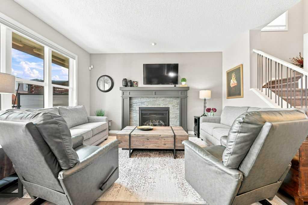 72 Sundown Way 