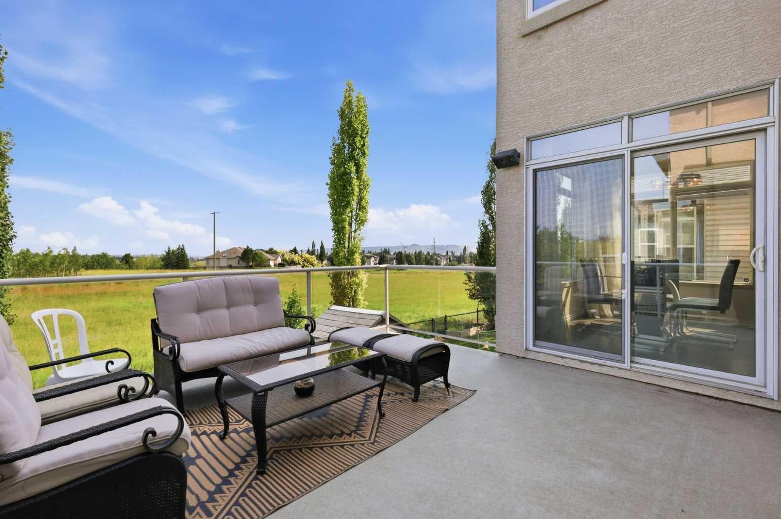 128 Tuscany Ravine Terrace NW