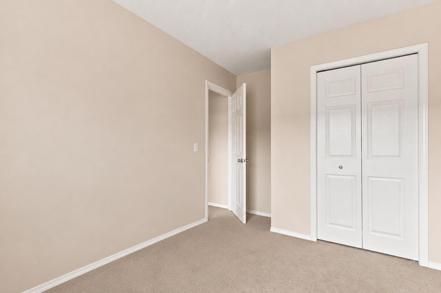 106 Panamount Drive NW