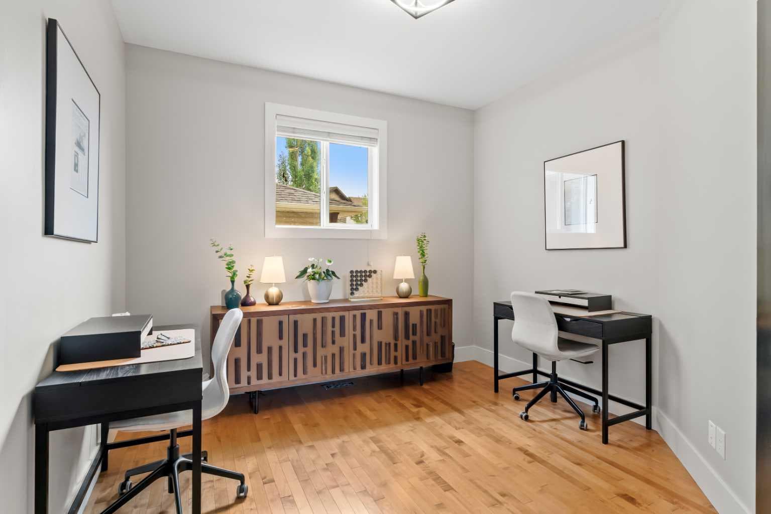 149 Royal Oak Bay NW