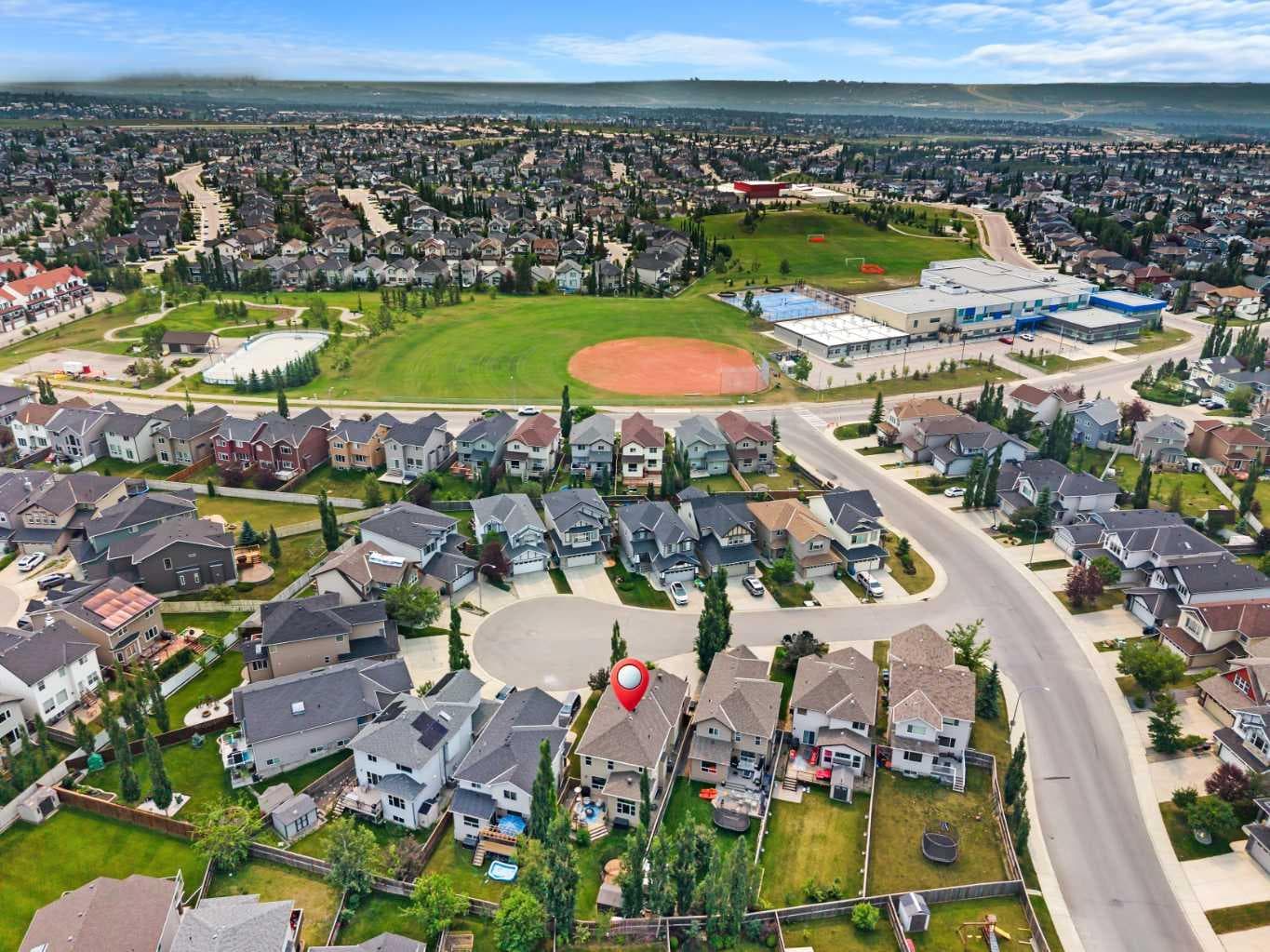 149 Royal Oak Bay NW