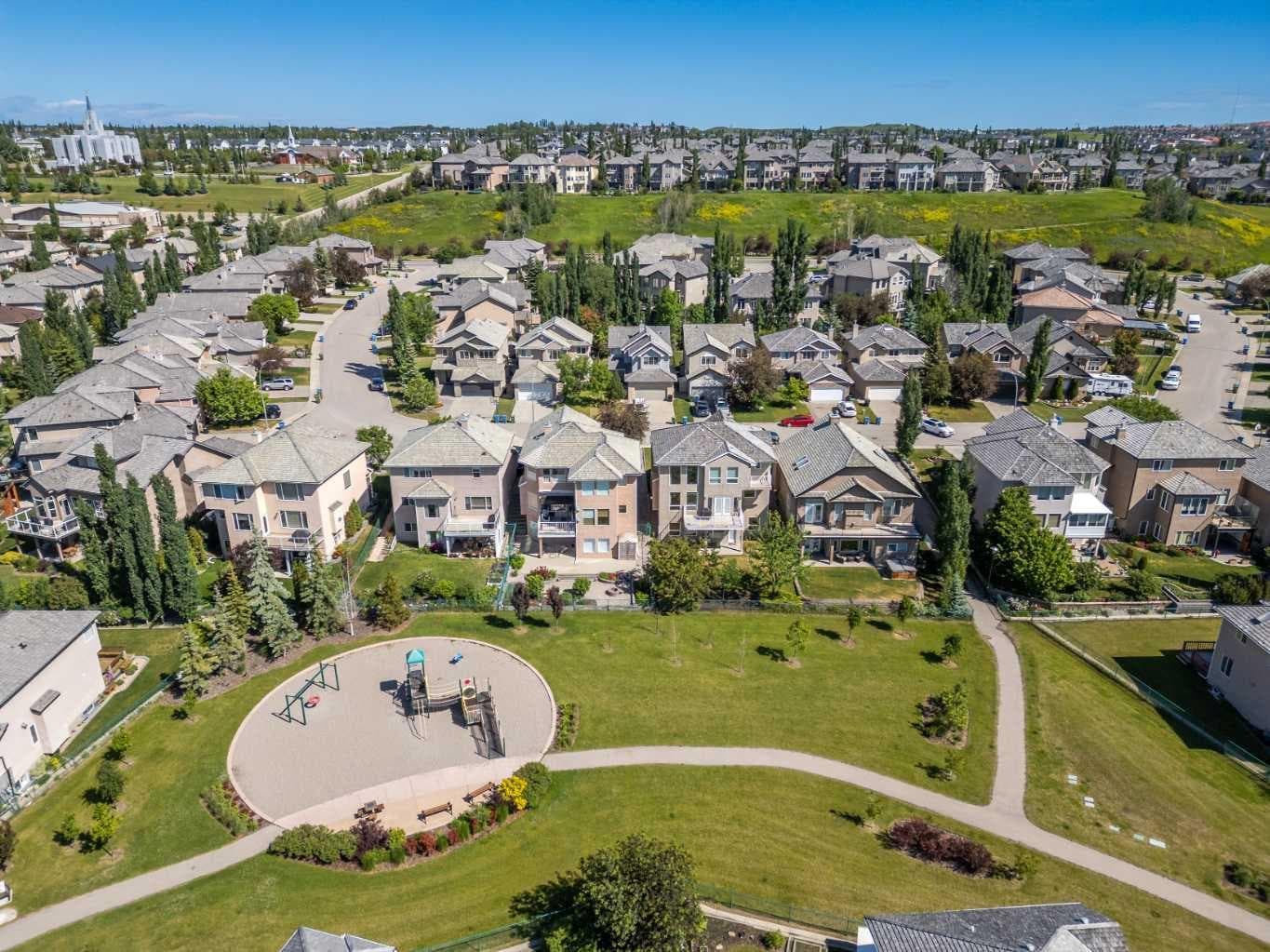 149 Royal Oak Bay NW