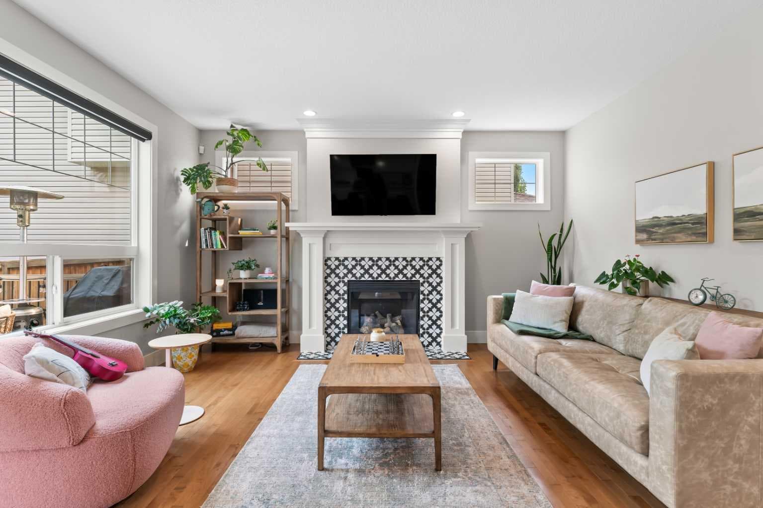 149 Royal Oak Bay NW