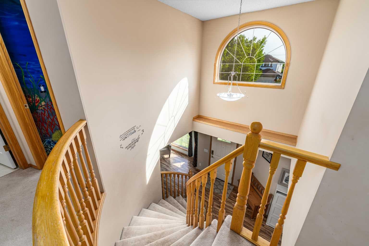 681 Harvest Hills Drive NE