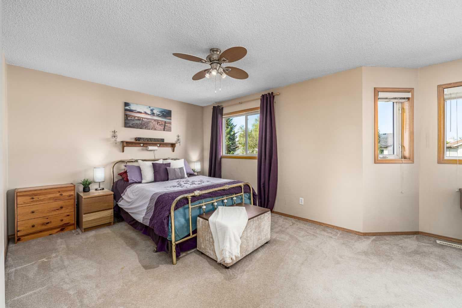 681 Harvest Hills Drive NE