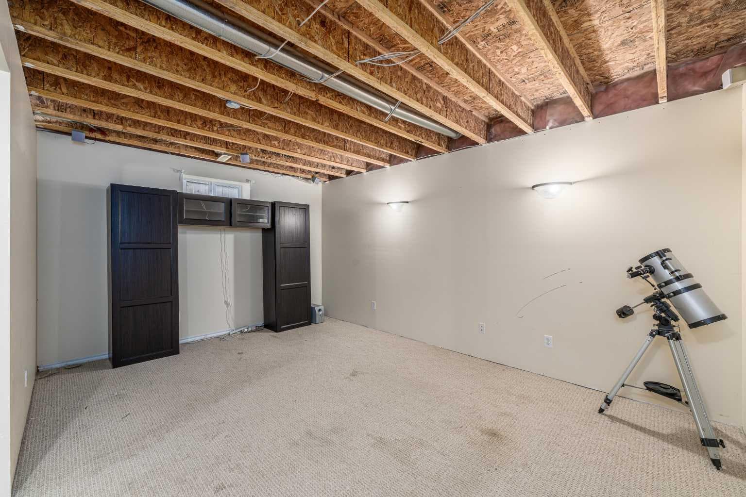681 Harvest Hills Drive NE