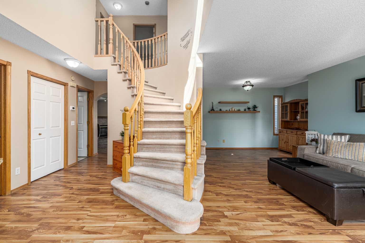 681 Harvest Hills Drive NE