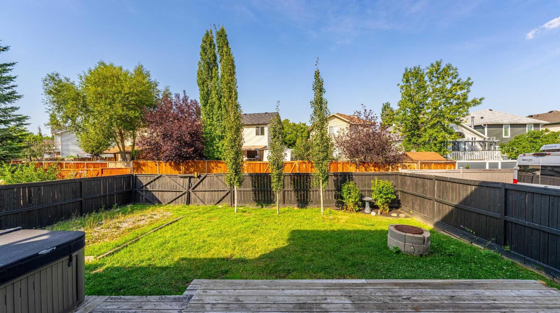 681 Harvest Hills Drive NE