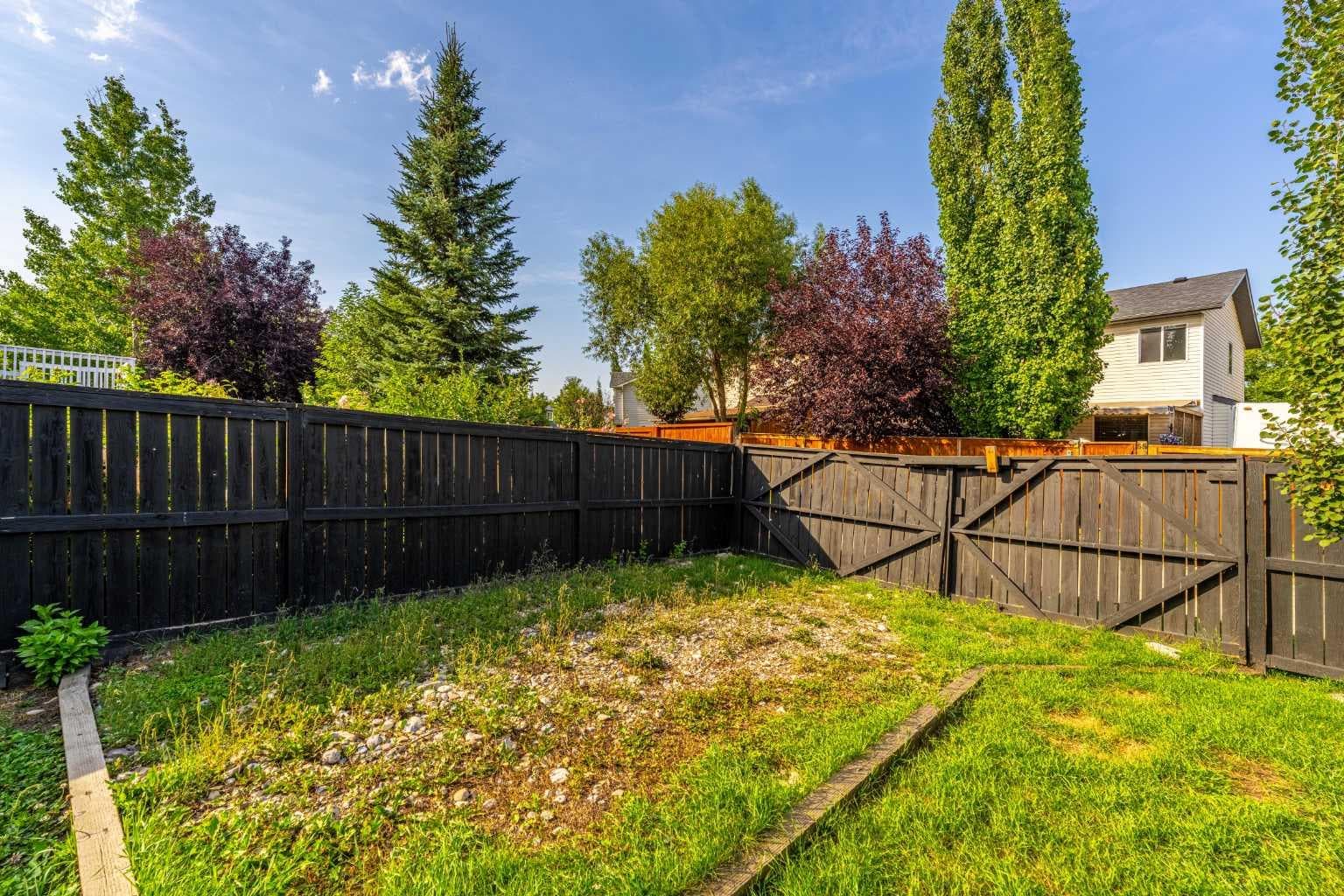 681 Harvest Hills Drive NE