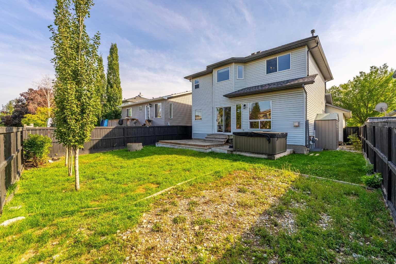 681 Harvest Hills Drive NE