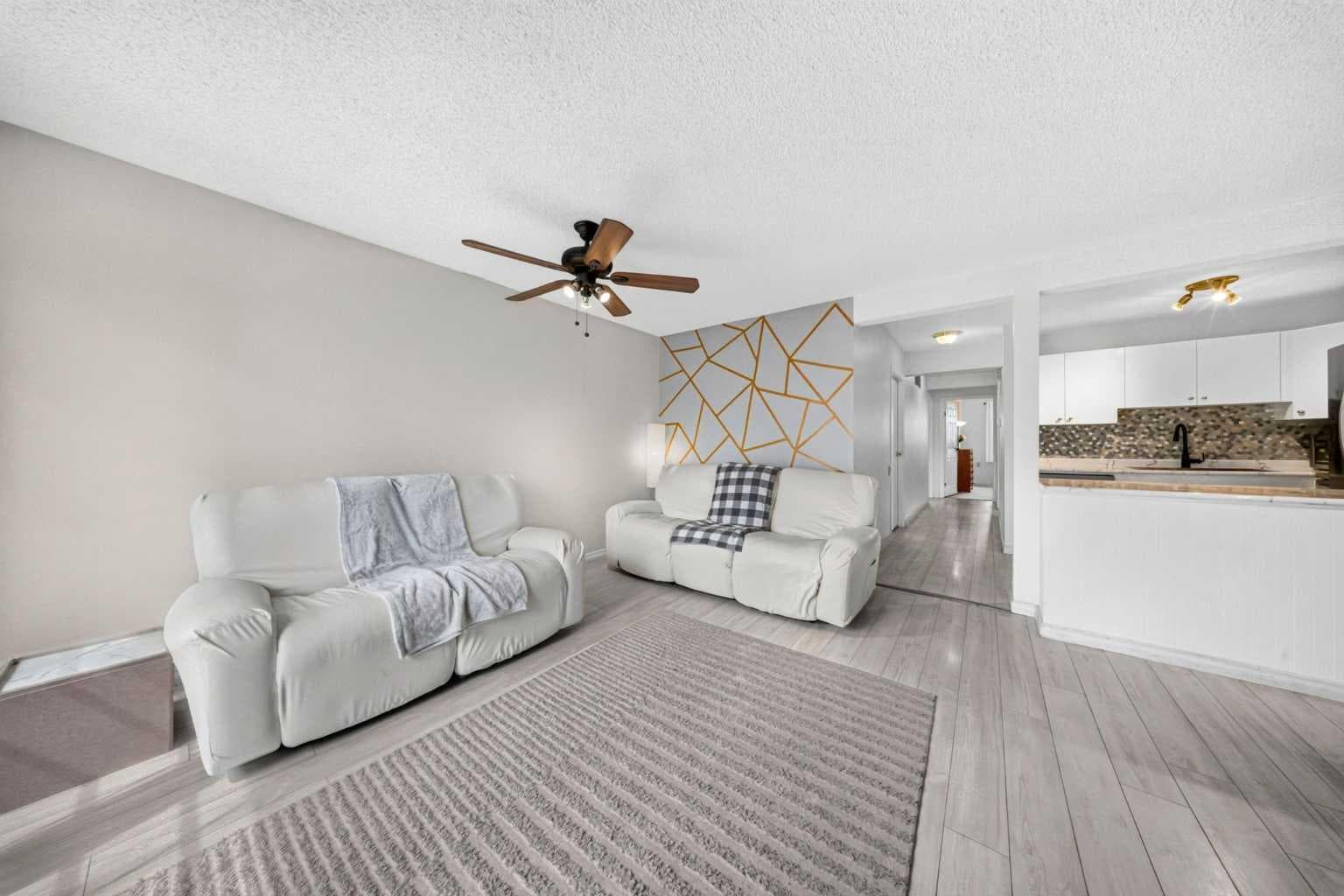 711, 200 Brookpark Drive SW