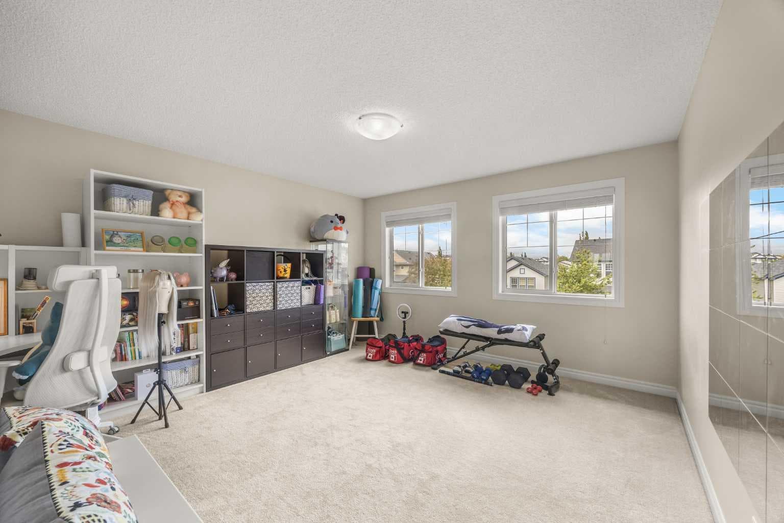 35 Covepark Place NE