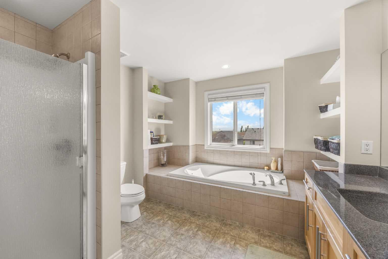 35 Covepark Place NE