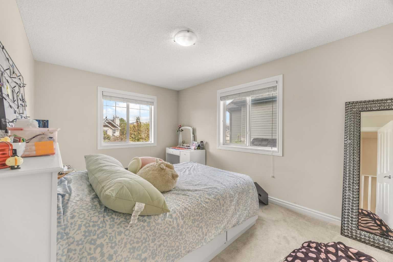 35 Covepark Place NE