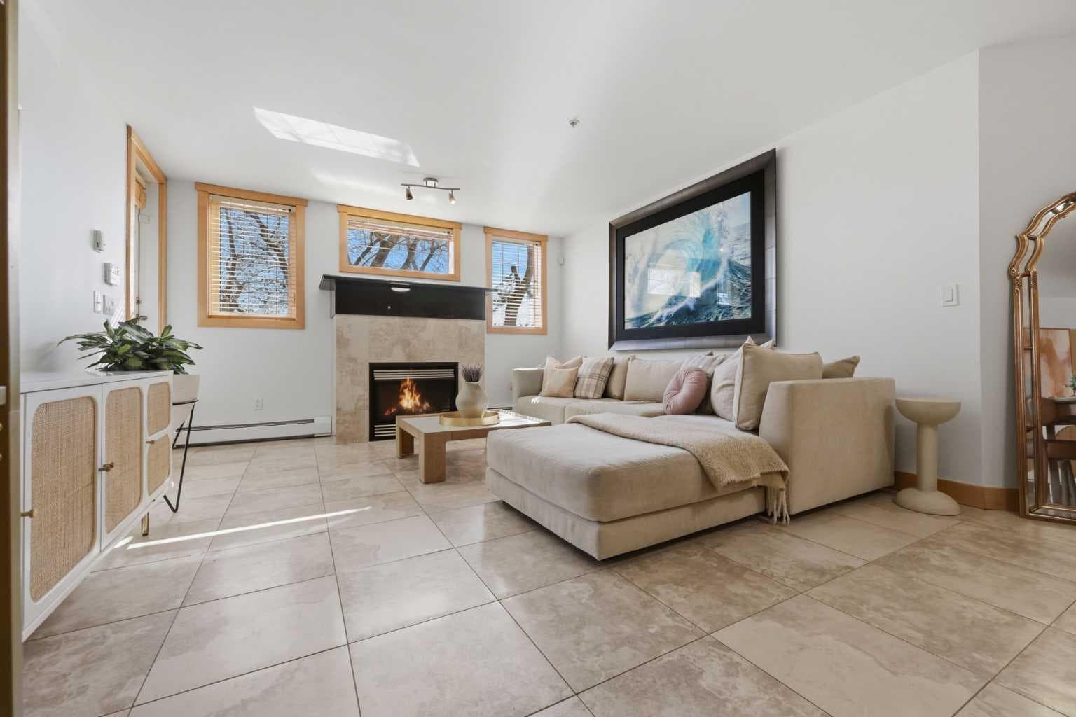 103, 2411 Erlton Road SW