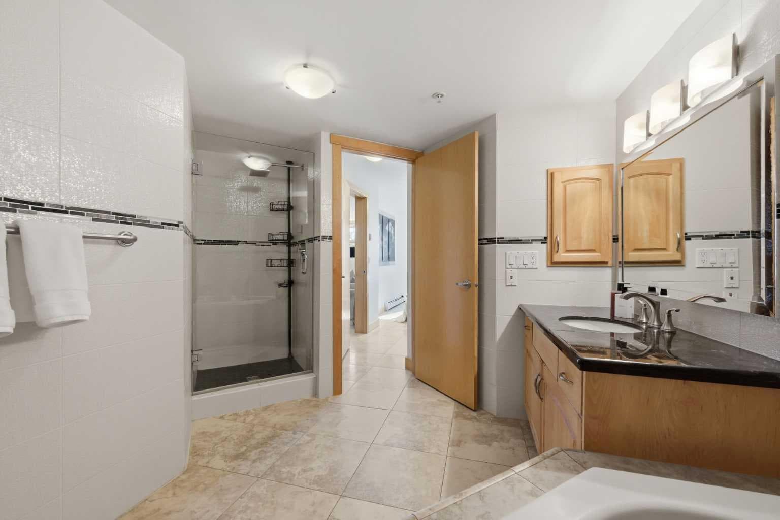 103, 2411 Erlton Road SW