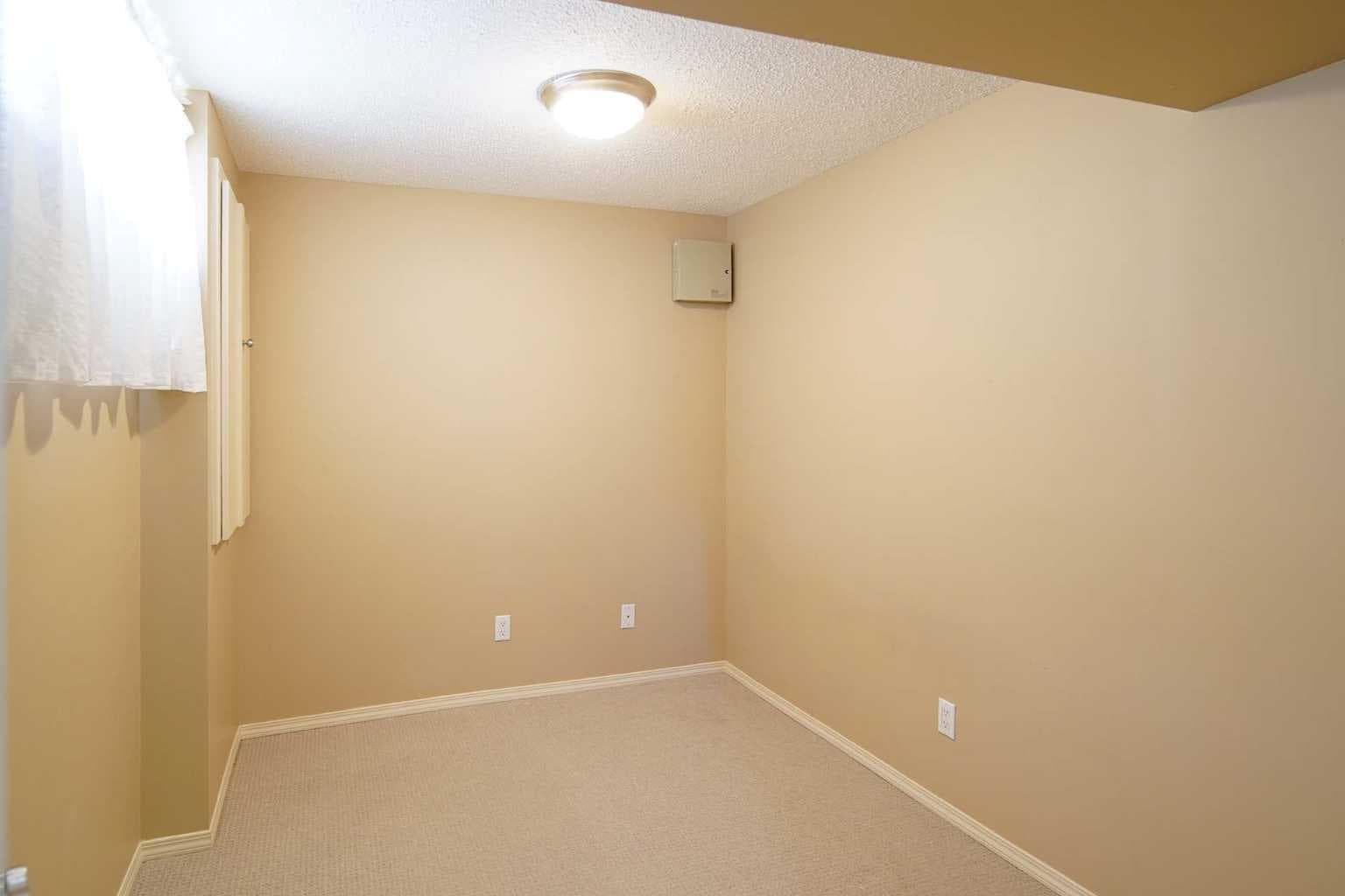 329 Springmere Way 