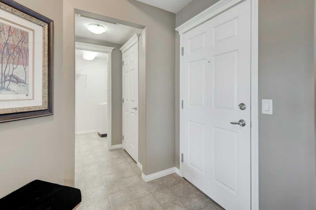 443, 15 Everstone Drive SW