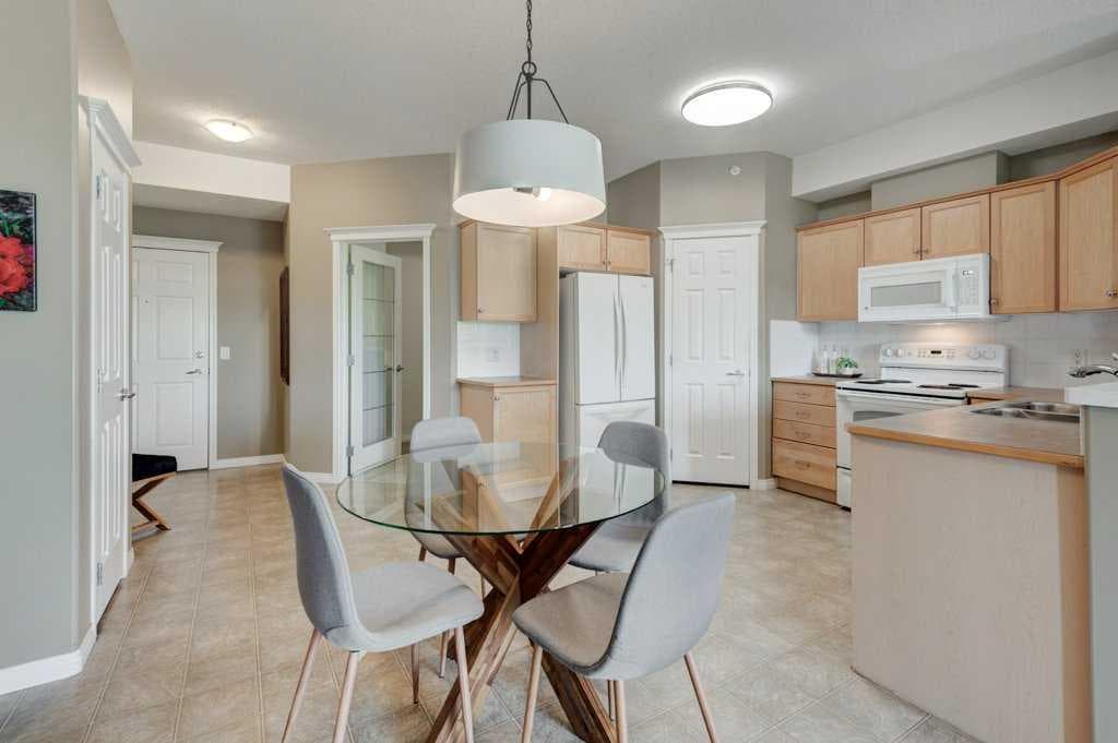 443, 15 Everstone Drive SW