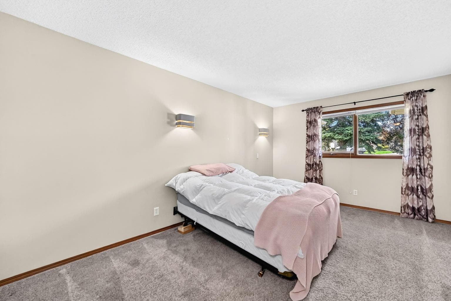 8 Sunlake Close SE