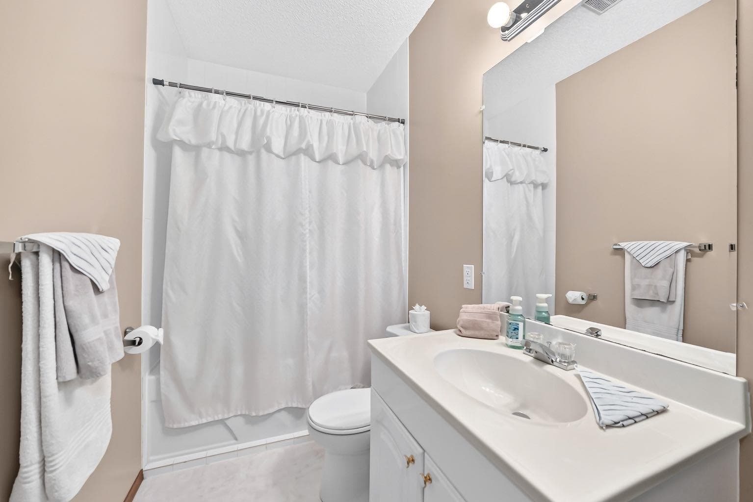 8 Sunlake Close SE