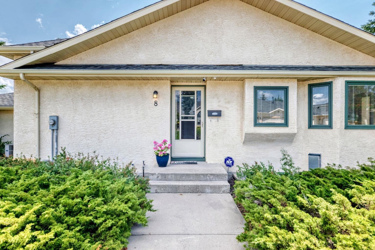 8 Sunlake Close SE