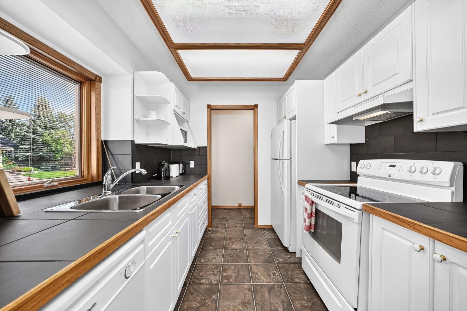 8 Sunlake Close SE