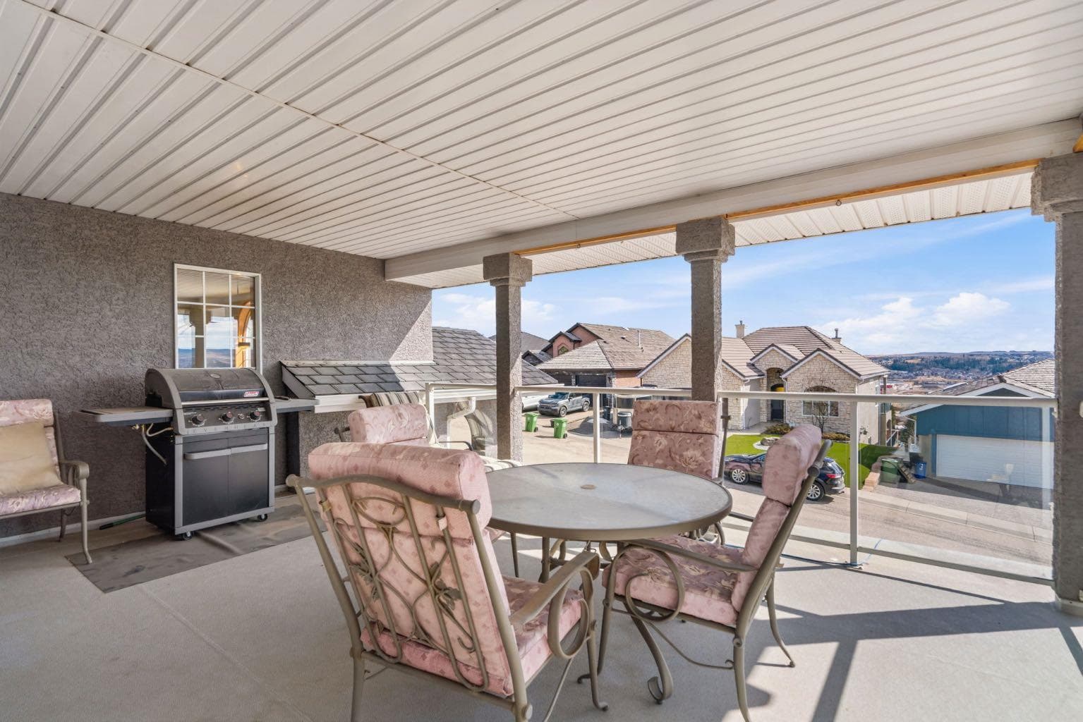 48 Headlands Close 