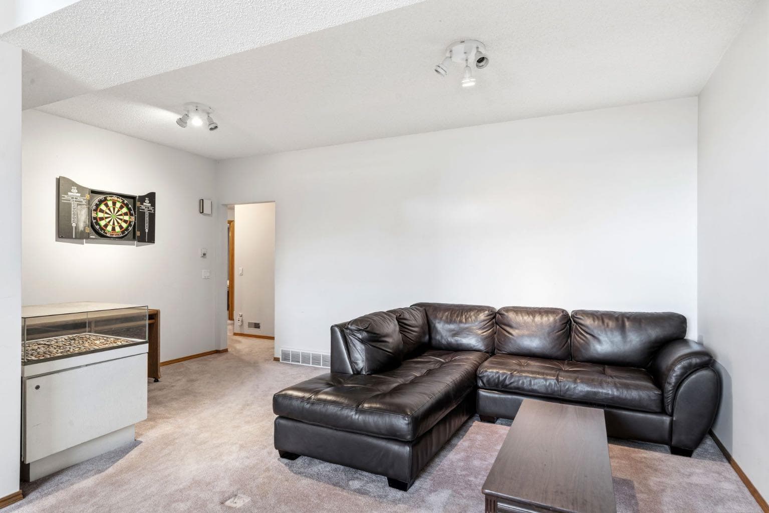 48 Headlands Close 