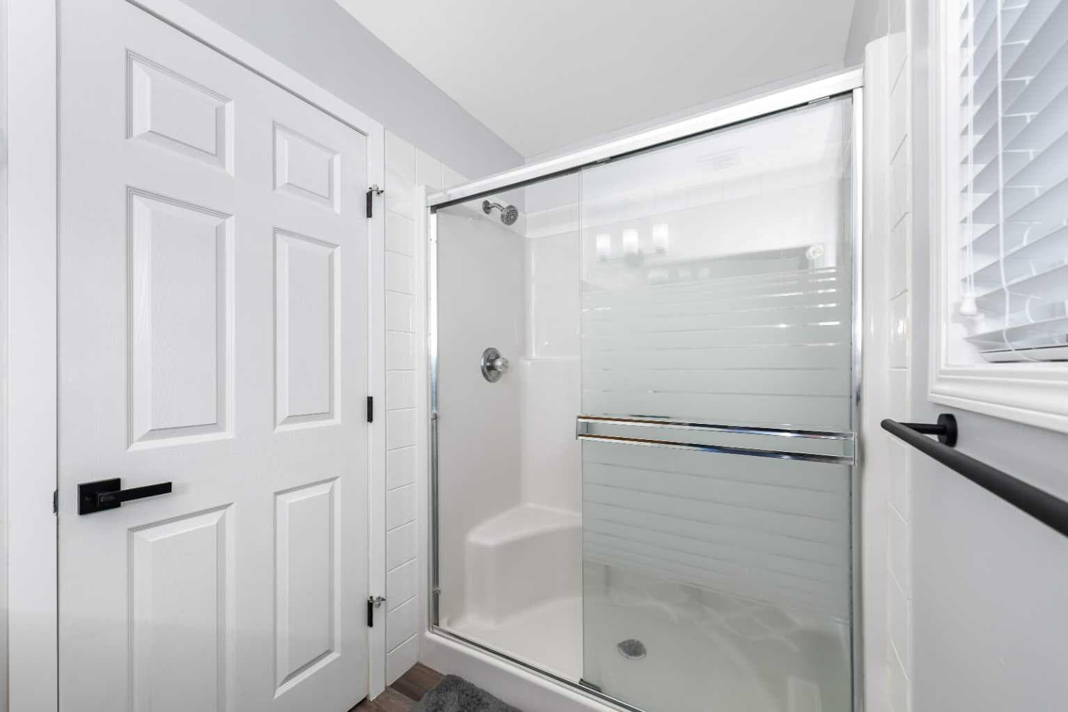 2 Saddlefield Crescent NE