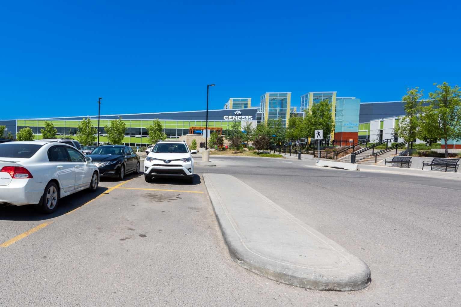 2 Saddlefield Crescent NE