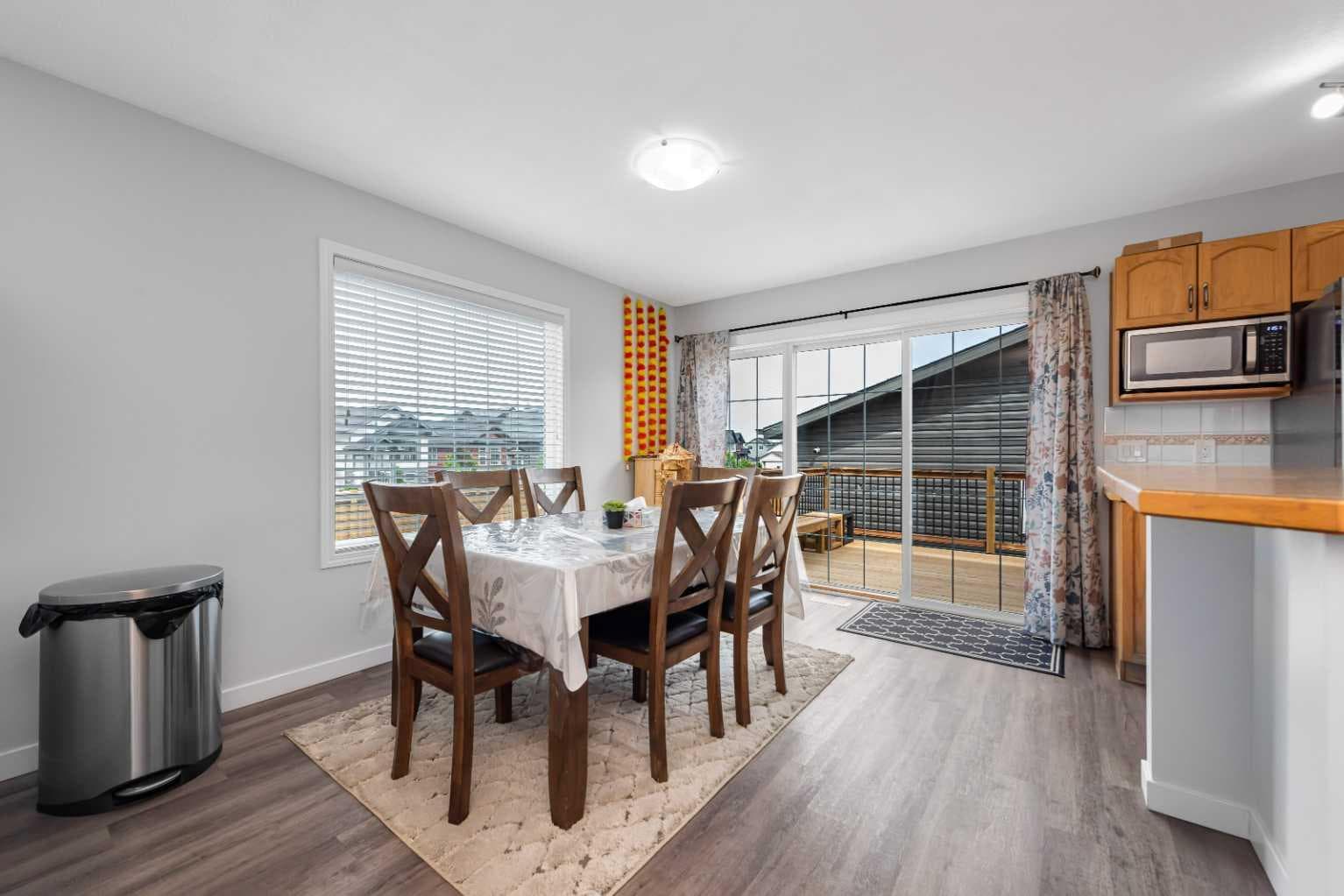 2 Saddlefield Crescent NE