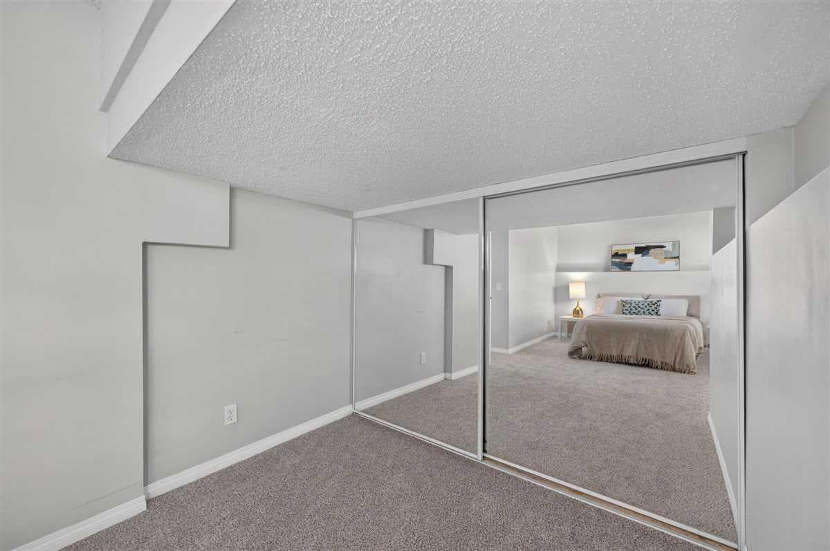 307 Covehaven View NE