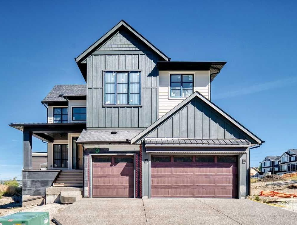 83 Crestridge Heights SW