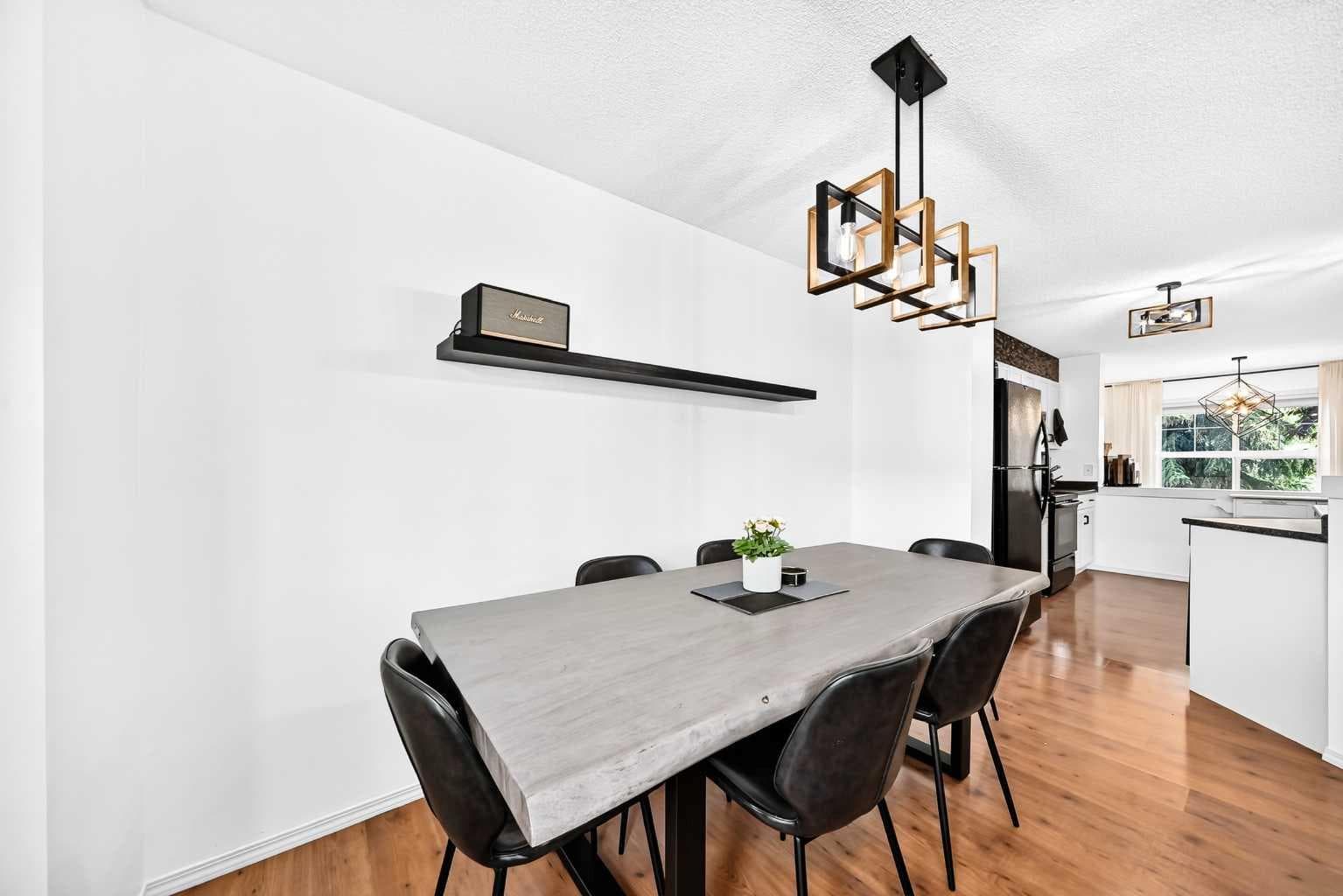 252 McKenzie Towne Link SE
