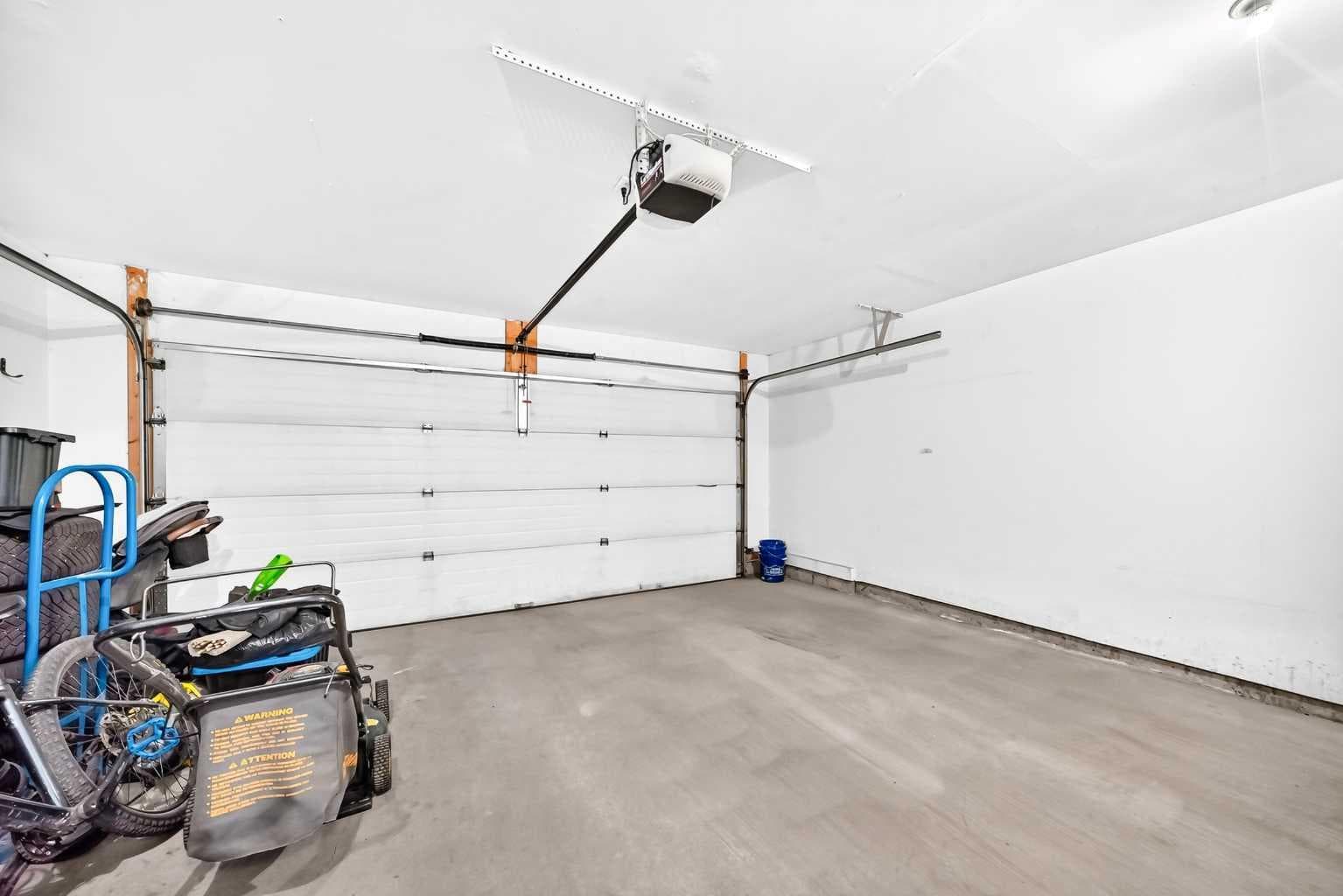 252 McKenzie Towne Link SE