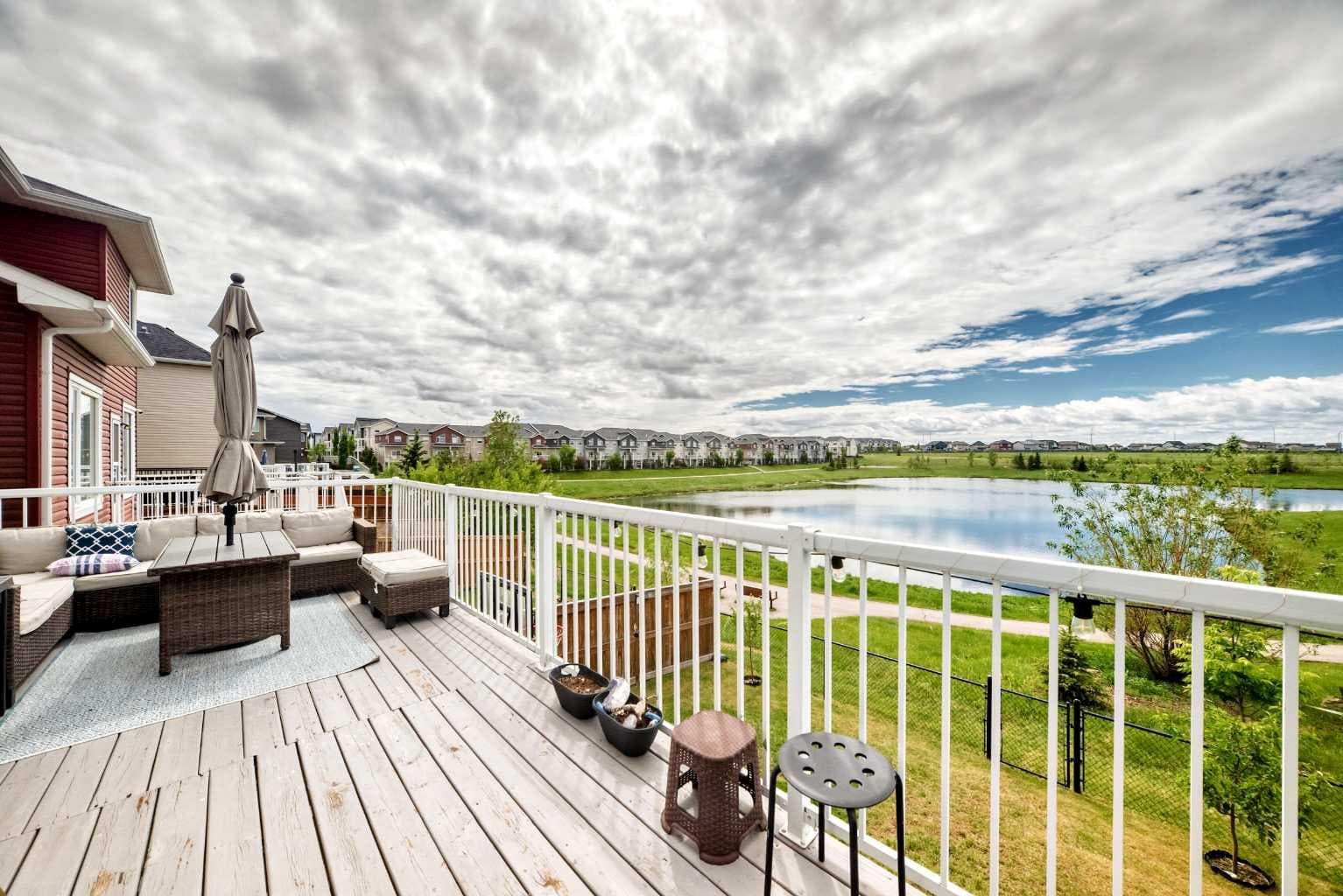 33 Redstone Drive NE
