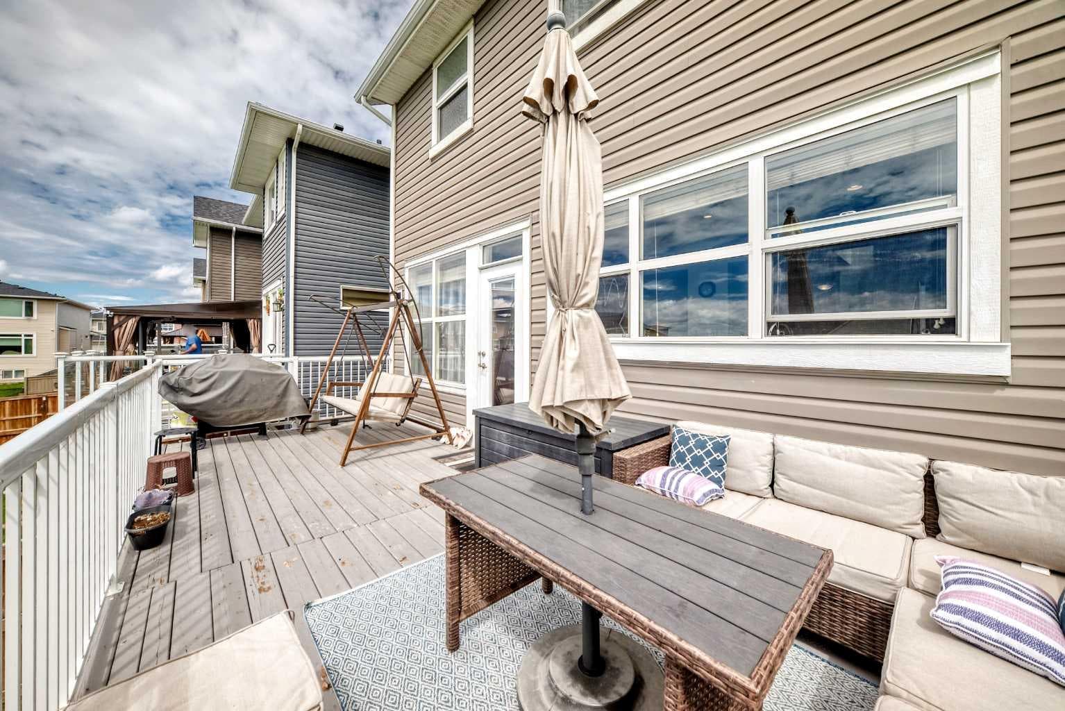 33 Redstone Drive NE