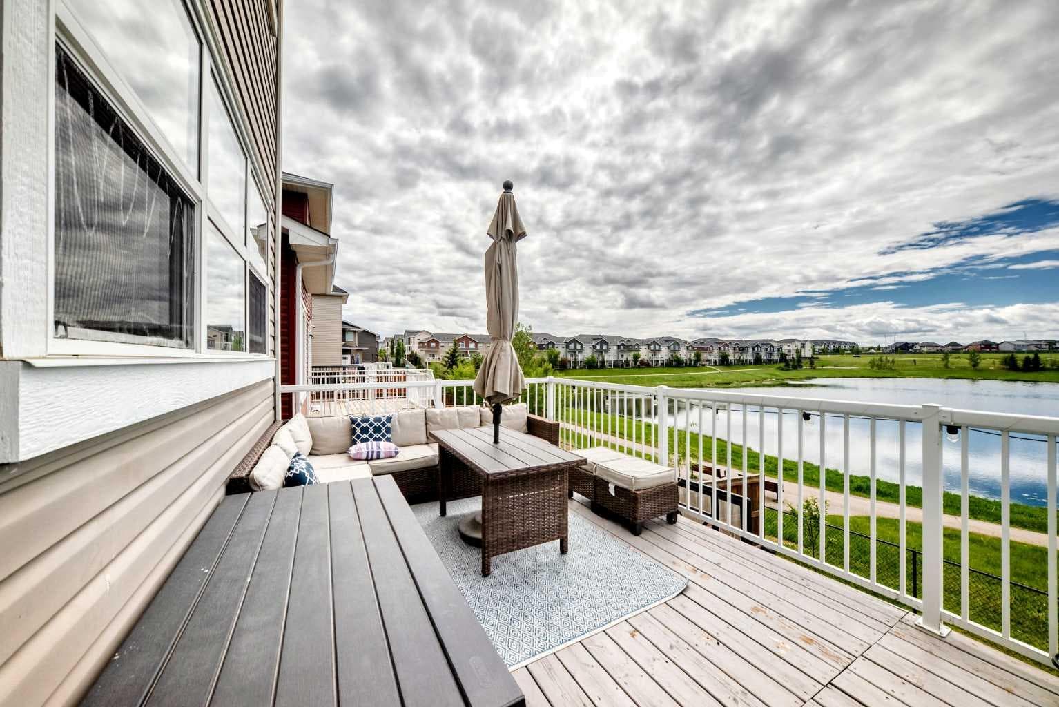 33 Redstone Drive NE