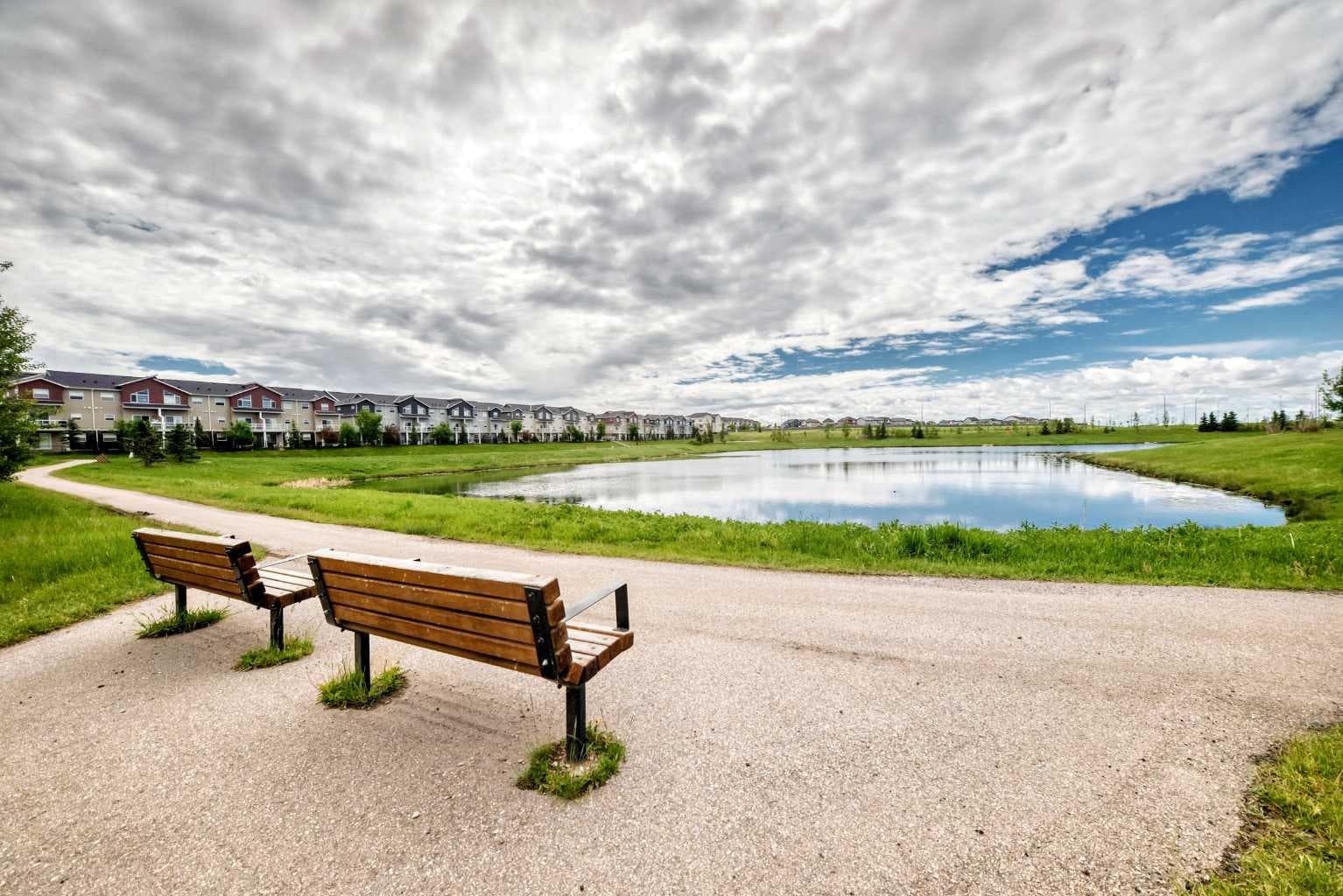 33 Redstone Drive NE