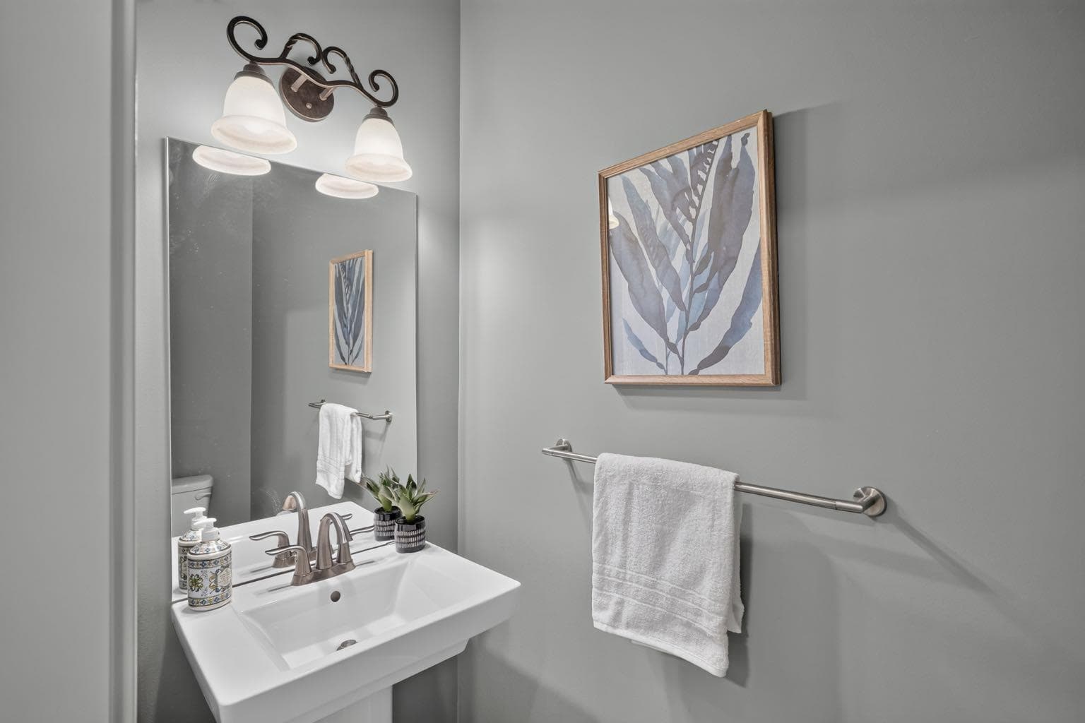 32 Legacy Cove SE