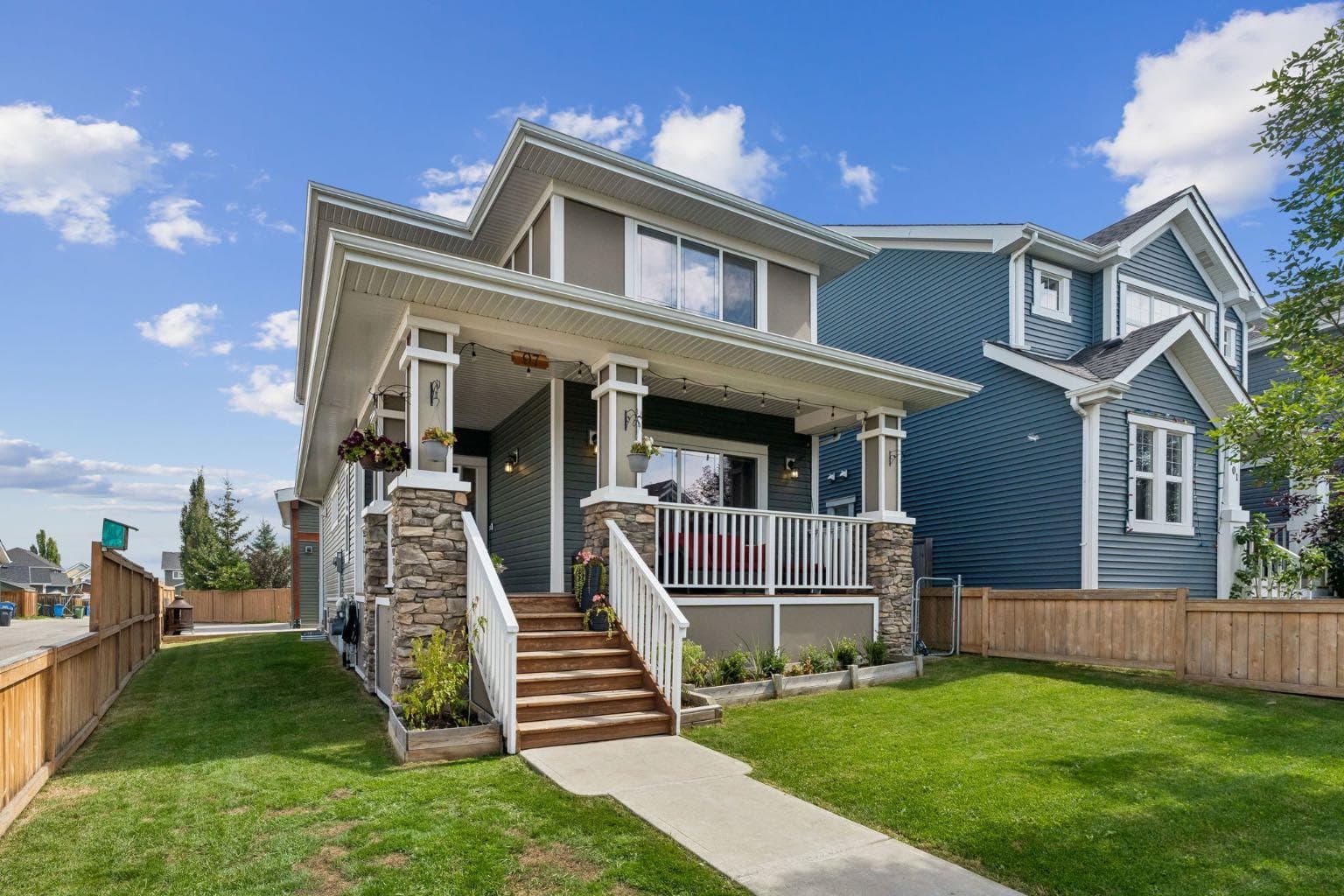 97 River Heights Crescent 