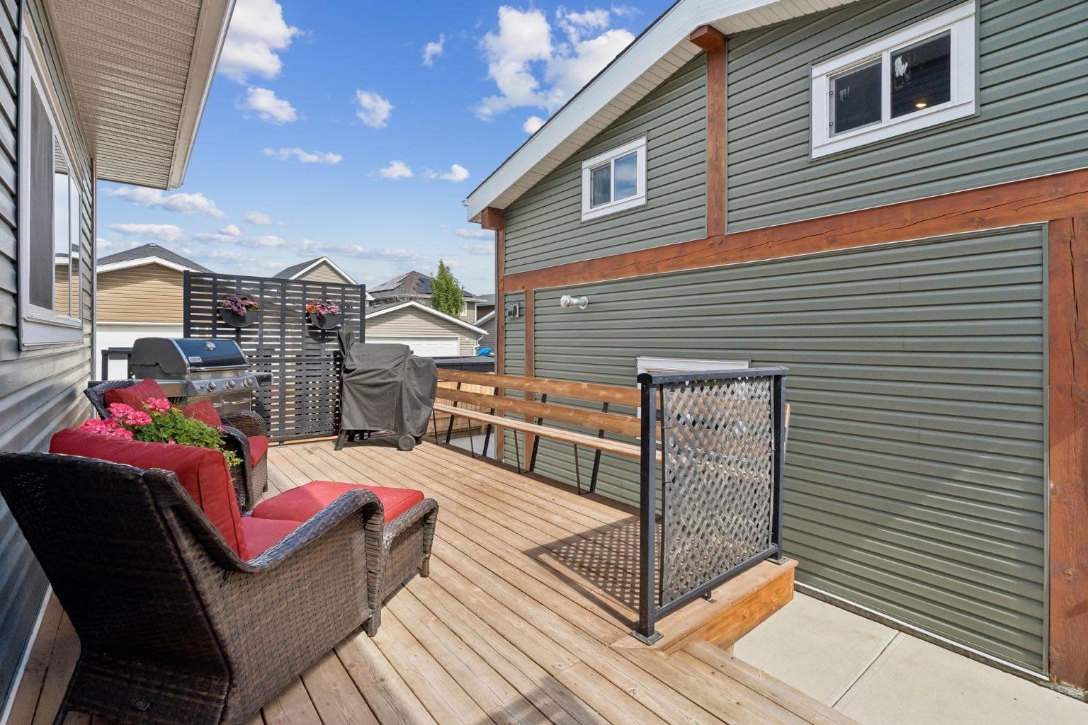 97 River Heights Crescent 