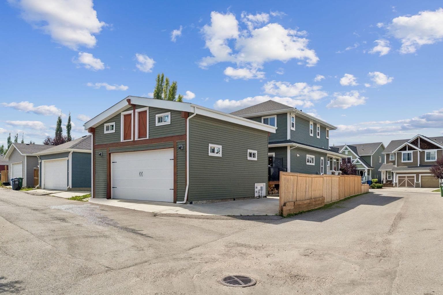 97 River Heights Crescent 