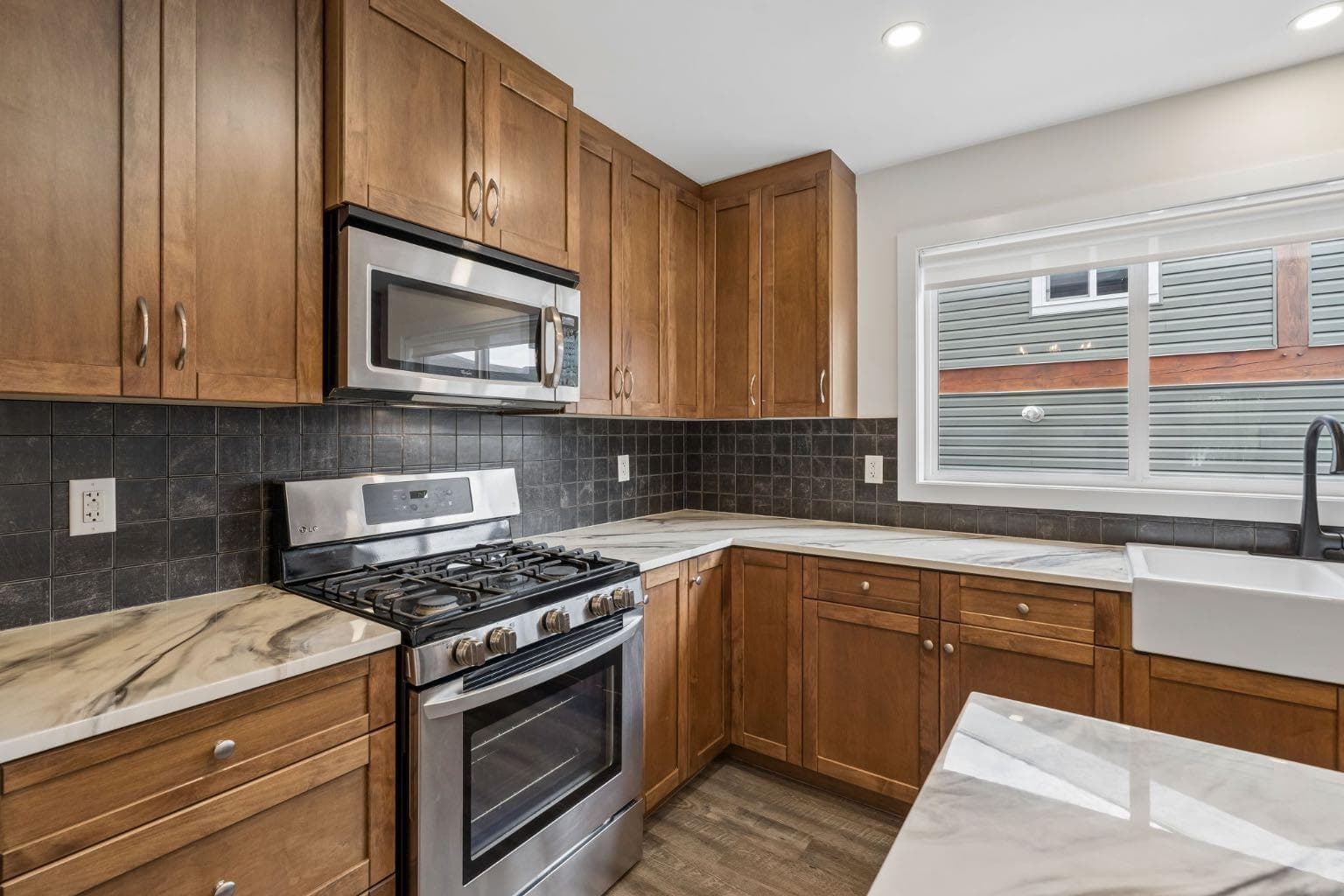 97 River Heights Crescent 