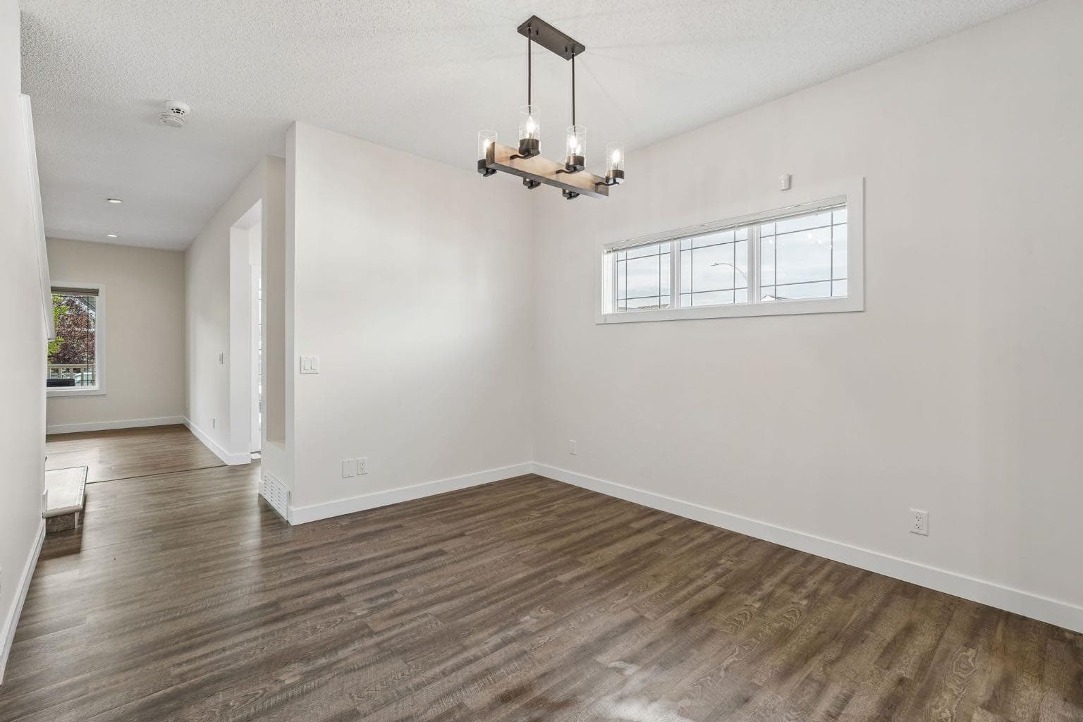 97 River Heights Crescent 
