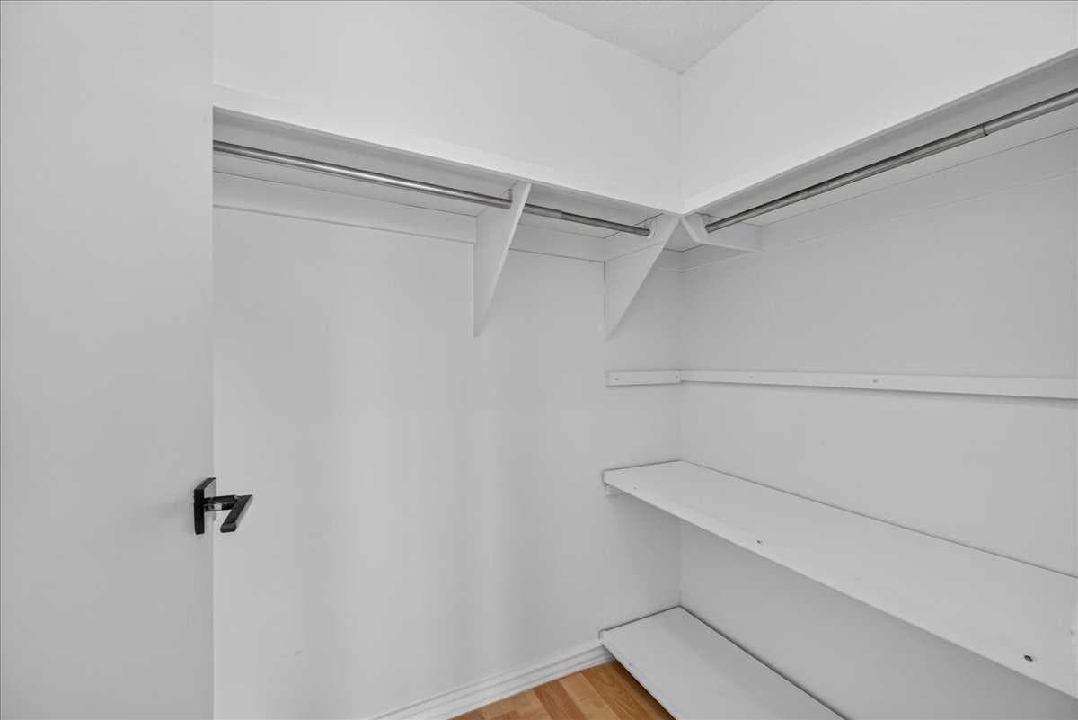235 Abalone Place NE