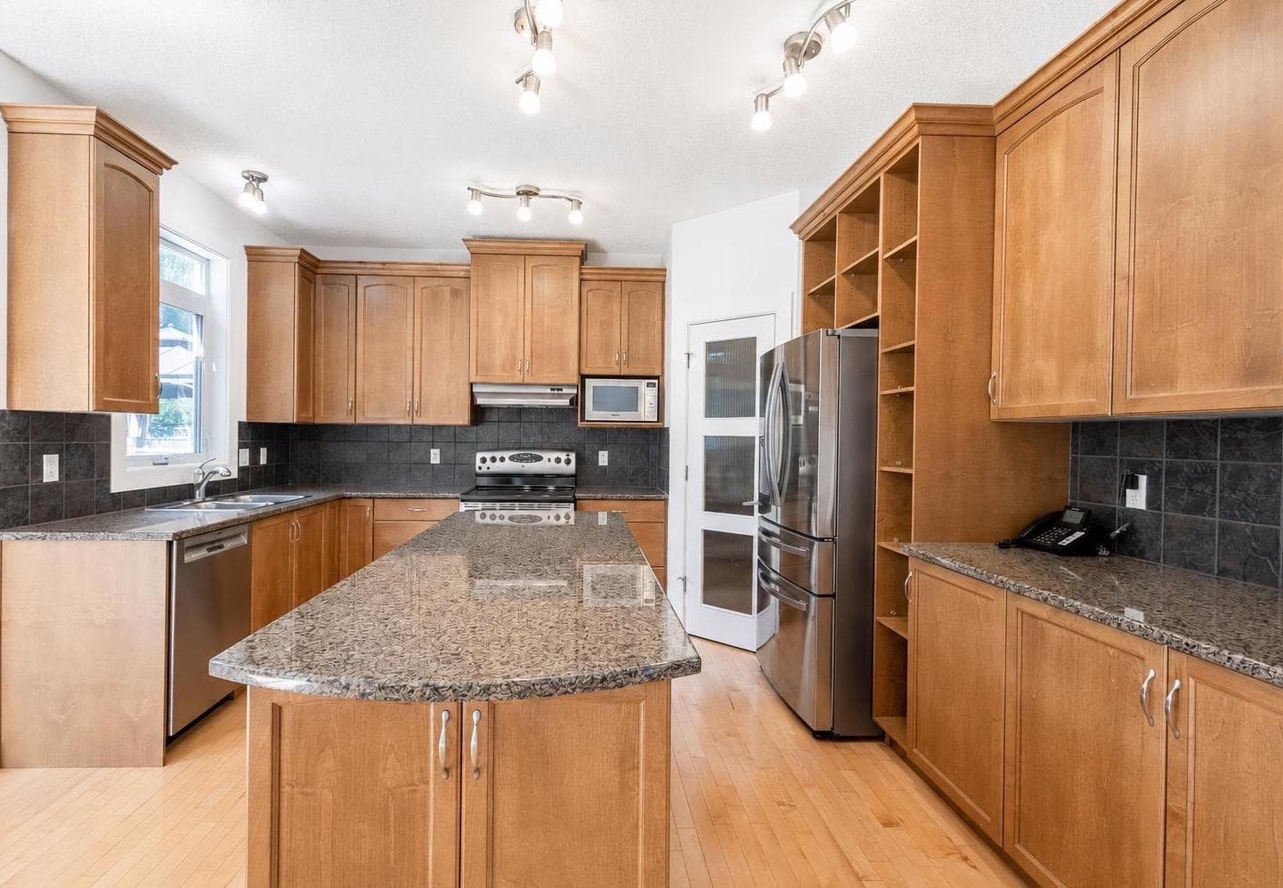108 Tuscany Estates Close NW