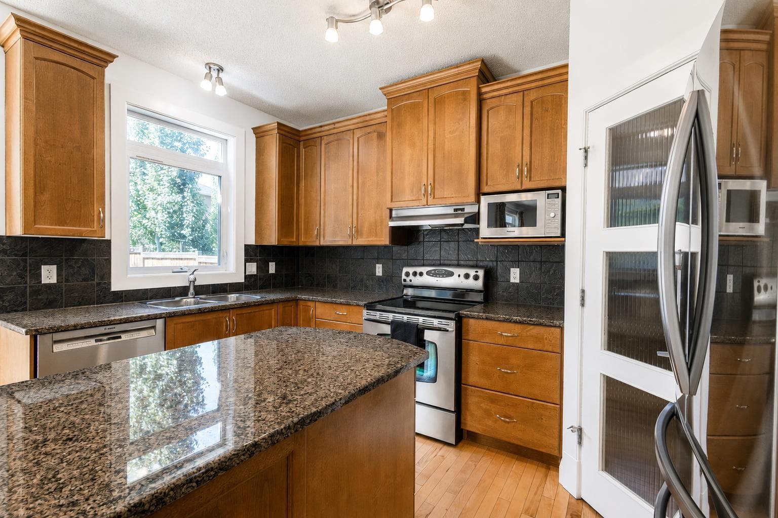 108 Tuscany Estates Close NW